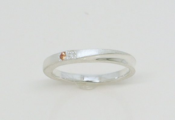 メールでやりとりさせていただいた北海道札幌市にお住いのお客様　手作り遺骨リング